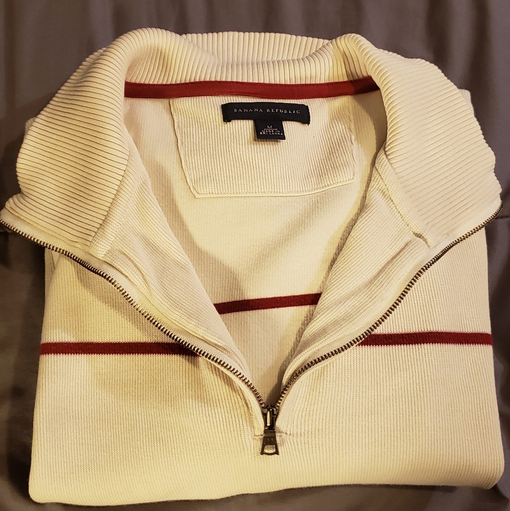 Banna Republic quarter zip sweater